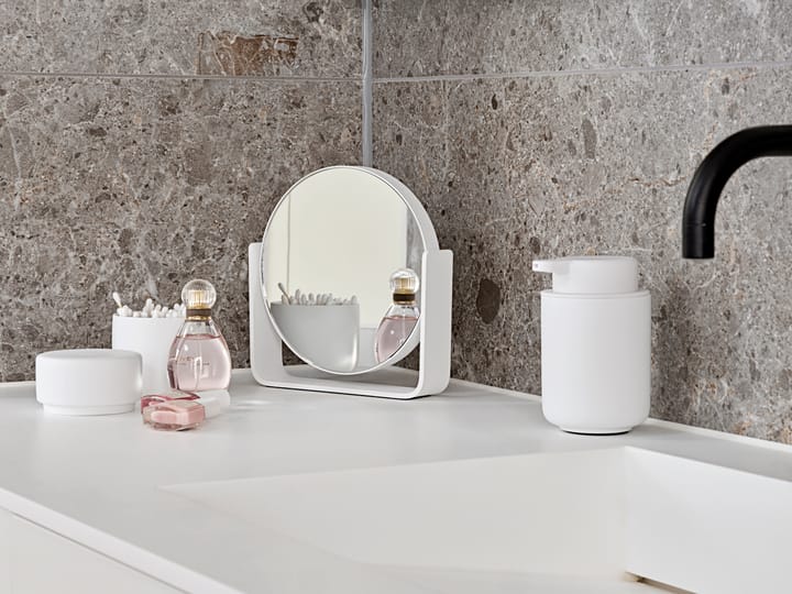 Espejo de mesa Ume con 5x aumento 19x19,5 cm, White Zone Denmark