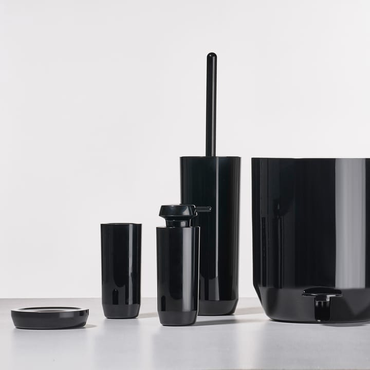 Jabonera Zone Suii, Black Zone Denmark
