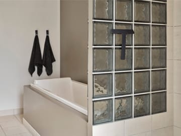 Rasqueta para mamparas con soporte Ume - Black - Zone Denmark