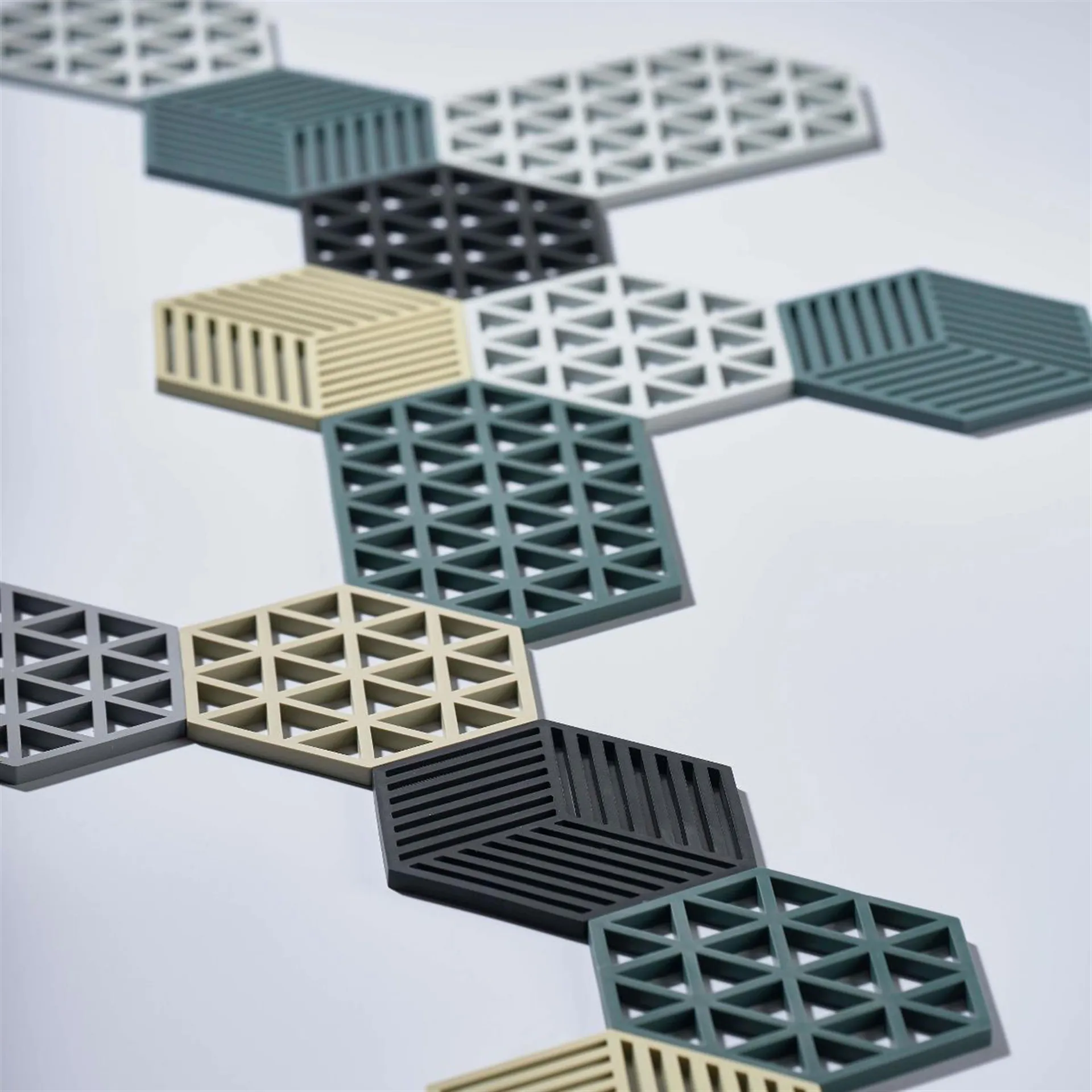 Salvamanteles Hexagon, cool grey (gris) Zone Denmark