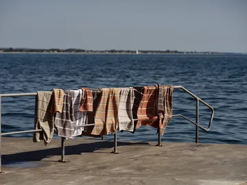 Toalla Sauna - Soft grey-eucalyptus-terracotta, 50x100 cm - Zone Denmark
