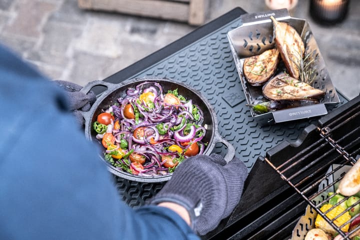 Alfombrilla antideslizante de silicona Zwilling BBQ+ 45x31 cm, Gris Zwilling