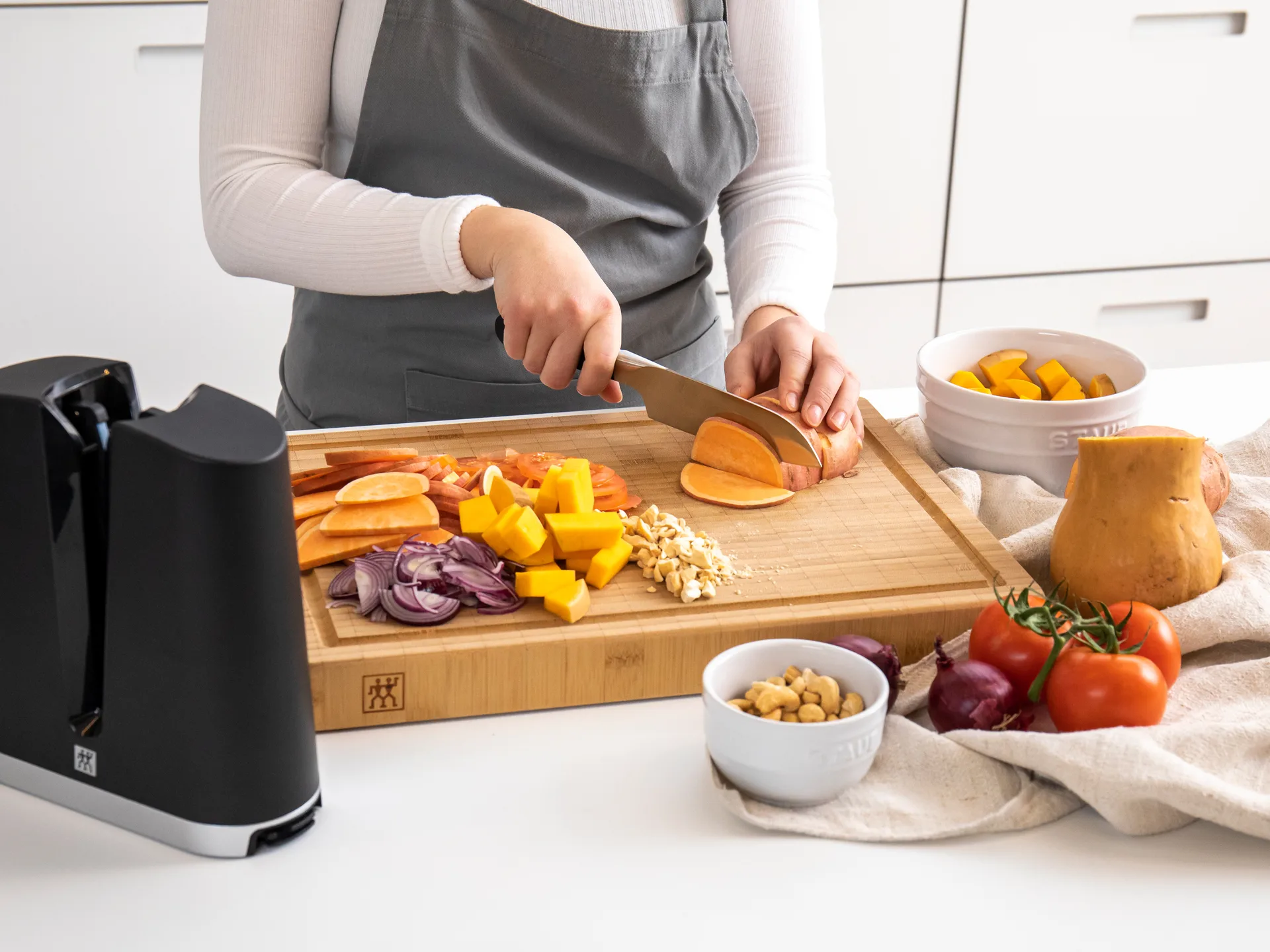 Zwilling Pro cuchillo santoku 18 cm, Negro-acero inoxidable Zwilling