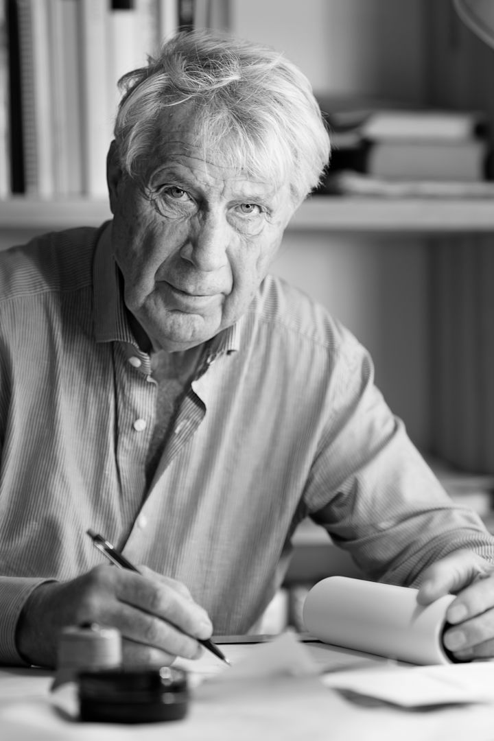 Gärsnäs: la foto muestra a Åke Axelsson, diseñador y arquitecto que ha trabajado con Gärsnäs durante gran parte de su carrera.