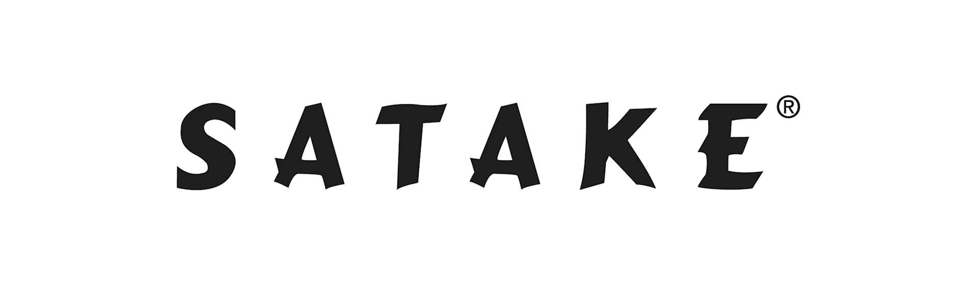Logotipo "SATAKE" en una fuente negra estilizada y en negrita, con un símbolo de marca registrada.