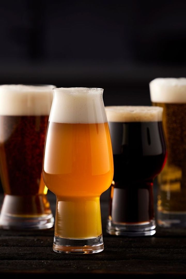 Aquí puedes ver varias copas de Lyngby Glas, perfectas como regalo para el Día del Padre.