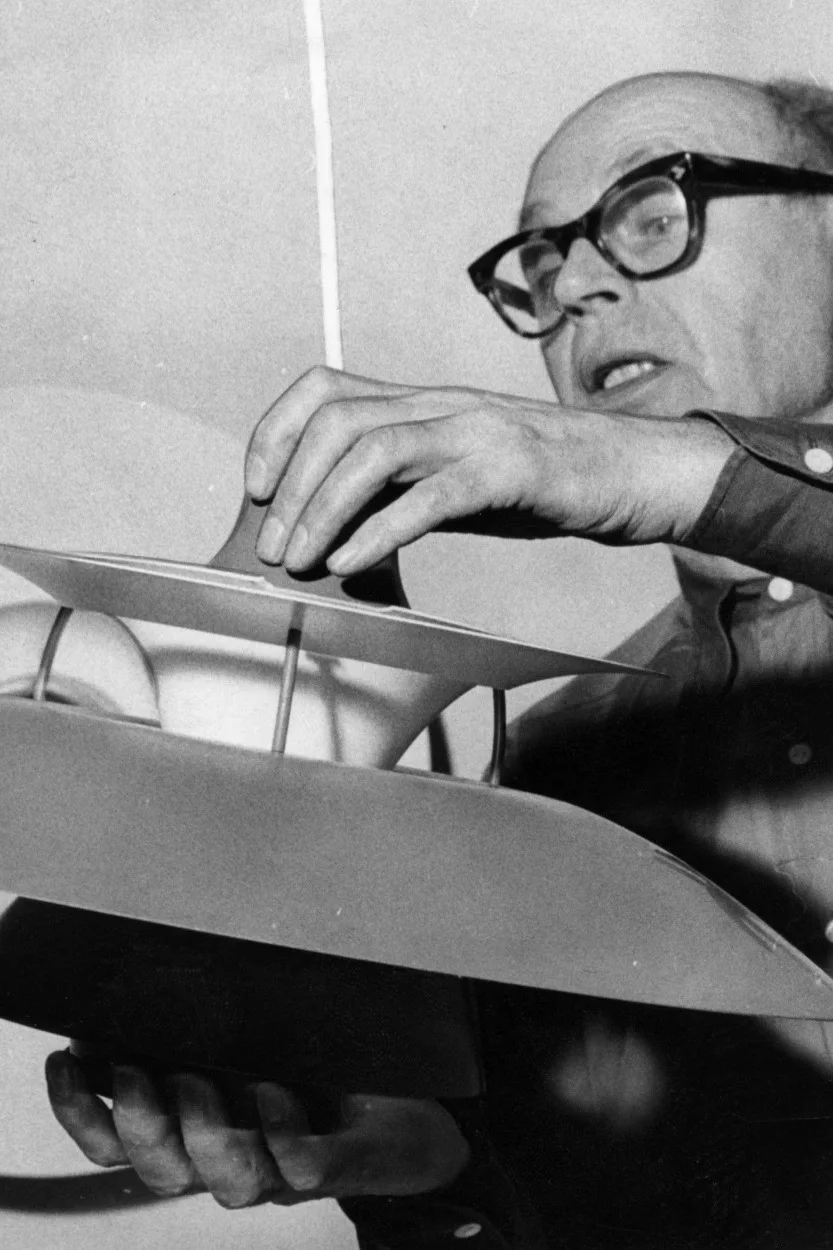 El creador de la serie PH, Poul Henningsen.