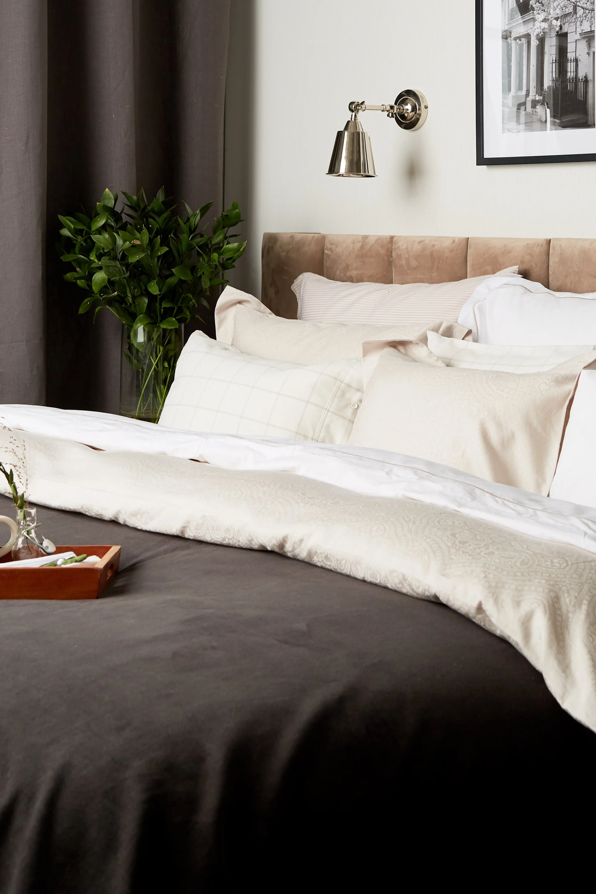 Una cama con el set de cama de la colección Lexingtons Hotel Collection es la forma perfecta de decorar tu dormitorio como si estuvieras en un hotel.